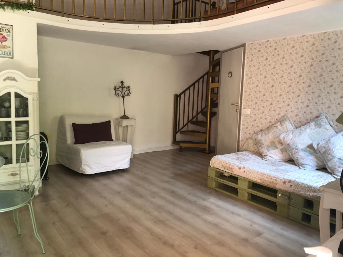 Bed and Breakfast Residenza Fiori Di Grano Мілан Екстер'єр фото